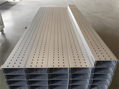 不锈钢托盘多孔桥架